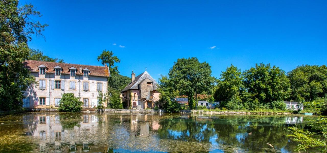 Hotel Le Moulin Du Bleufond Montignac-Lascaux Exterior foto