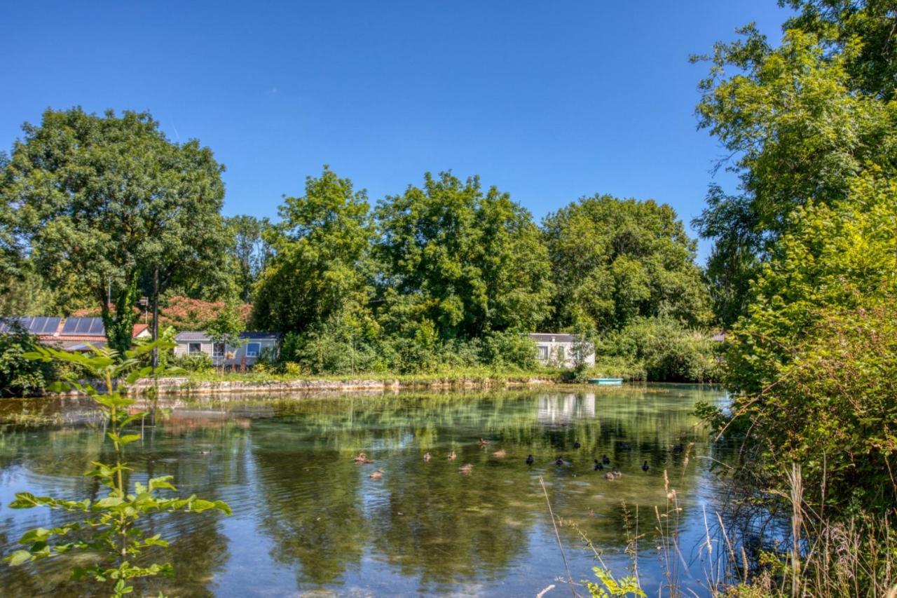 Hotel Le Moulin Du Bleufond Montignac-Lascaux Exterior foto